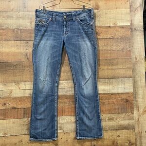 Silver Suki Flap 17” Boot Cut Embellished Jeans Size 32